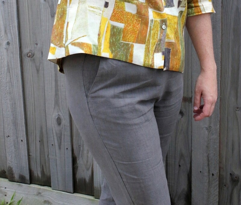 Tapered Leg Linen Pants with Pockets Tapered Leg Linen Pants with Pockets