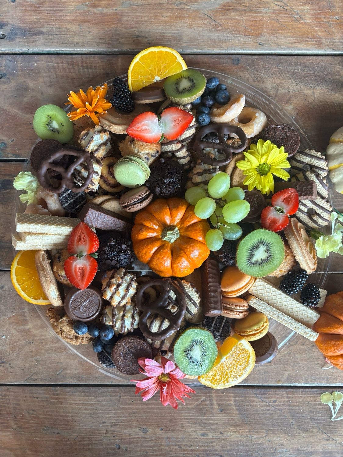 Small Thanksgiving Dessert Platter