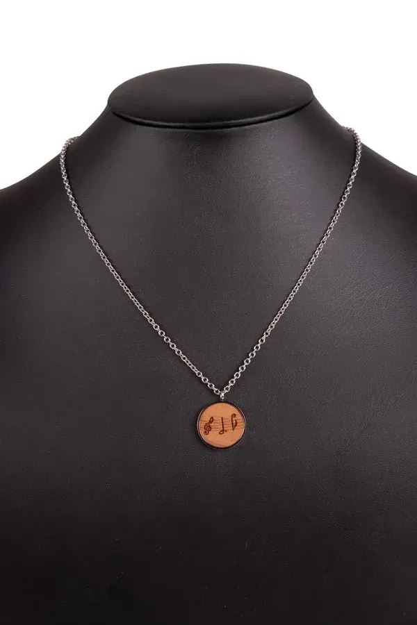 Kette mit Note Holz