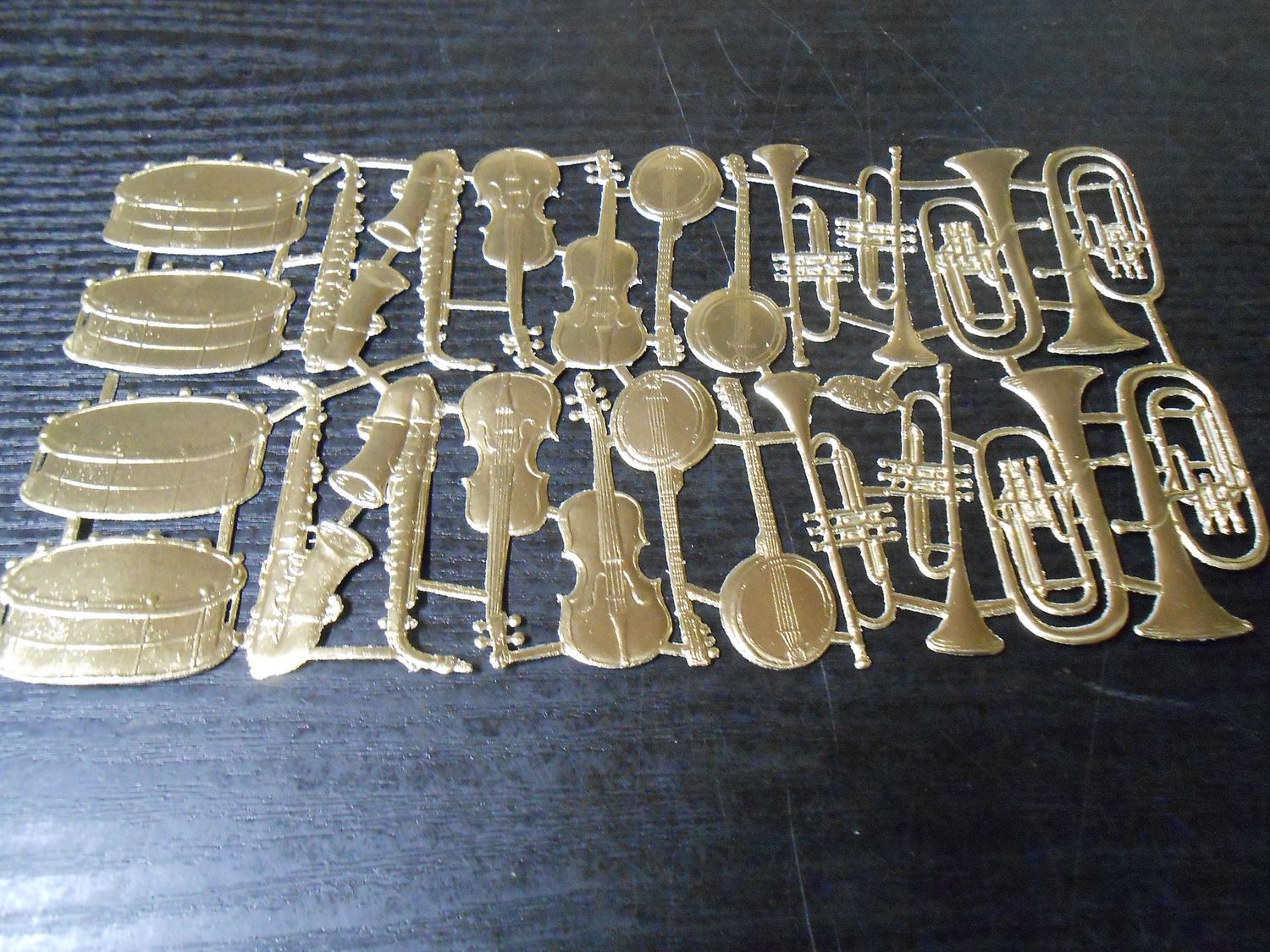 Glanzbilder Instrumente 1 Bogen mi 24 Stück