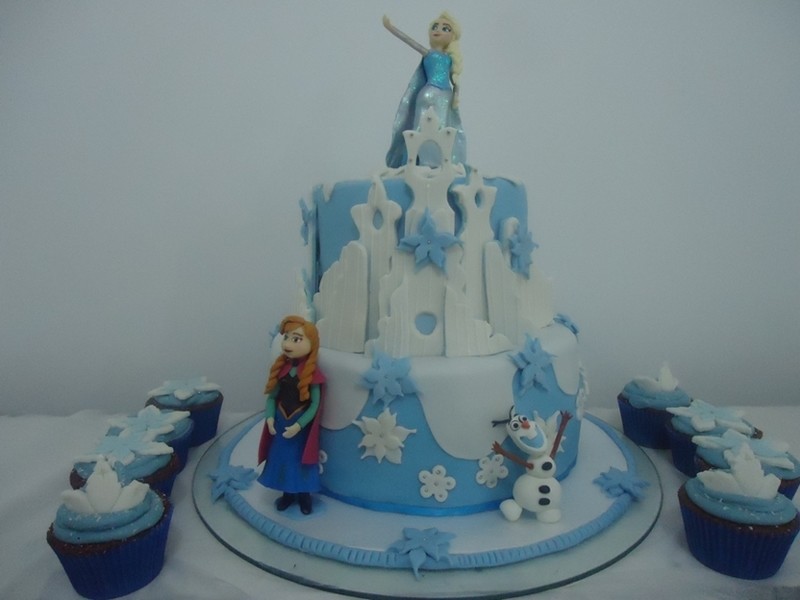 Bolo &quot;Frozen&quot;
