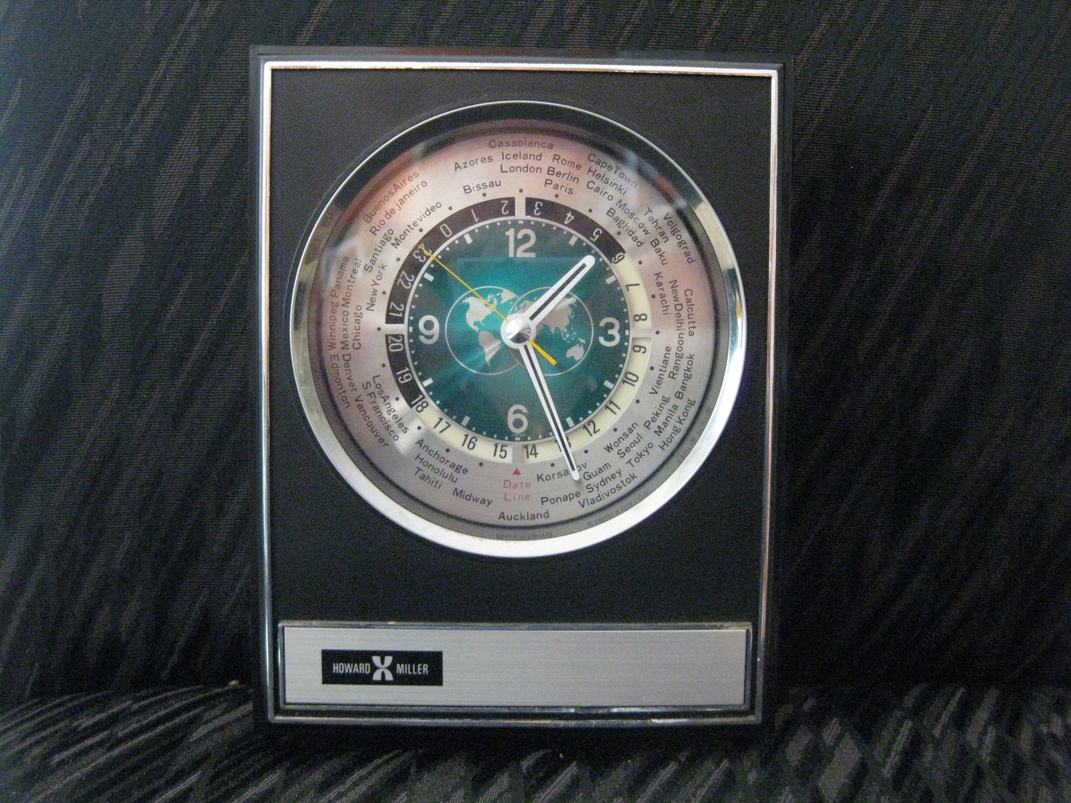 vintage Howard Miller World time clock時計 Vtg 1959 Howard Miller World Time Zone Lighted Oak Wall