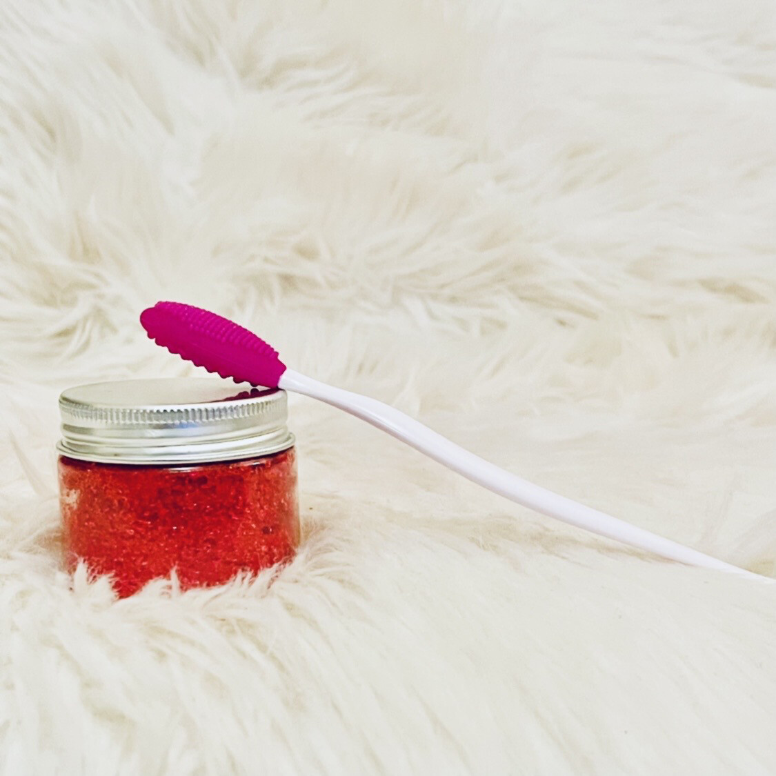 Gommage lèvre rose et sa brosse à lèvre