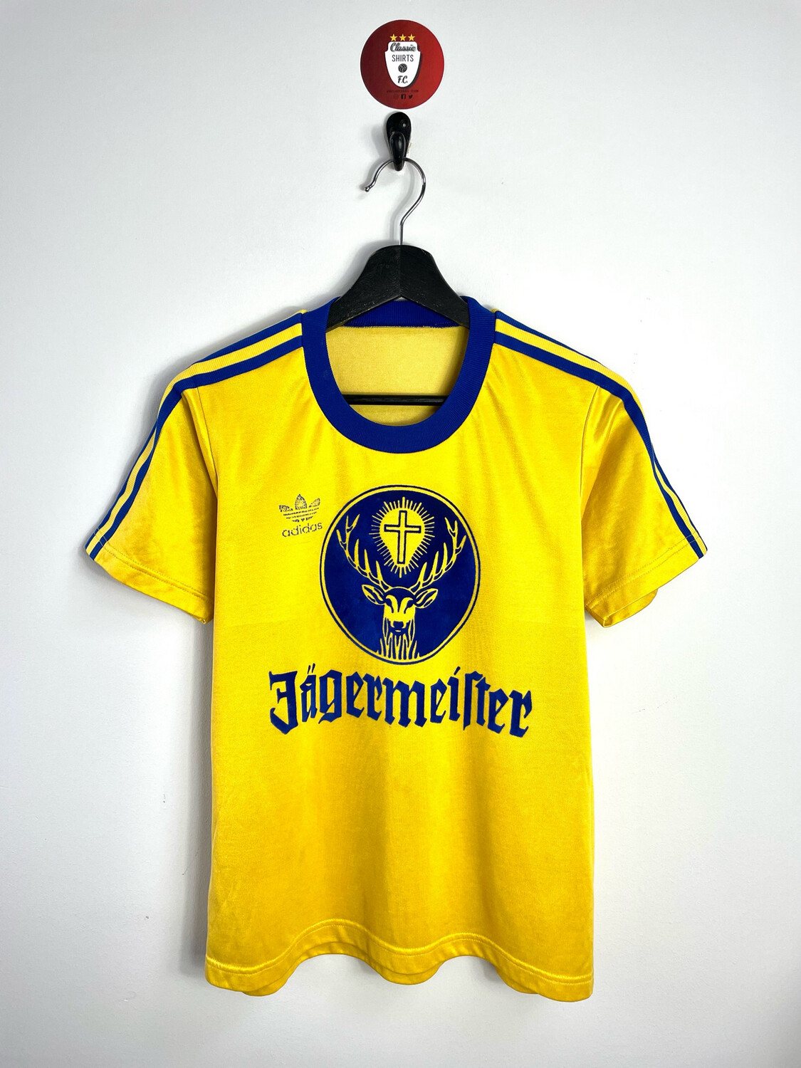 Eintracht Braunschweig 1976-77 home shirt