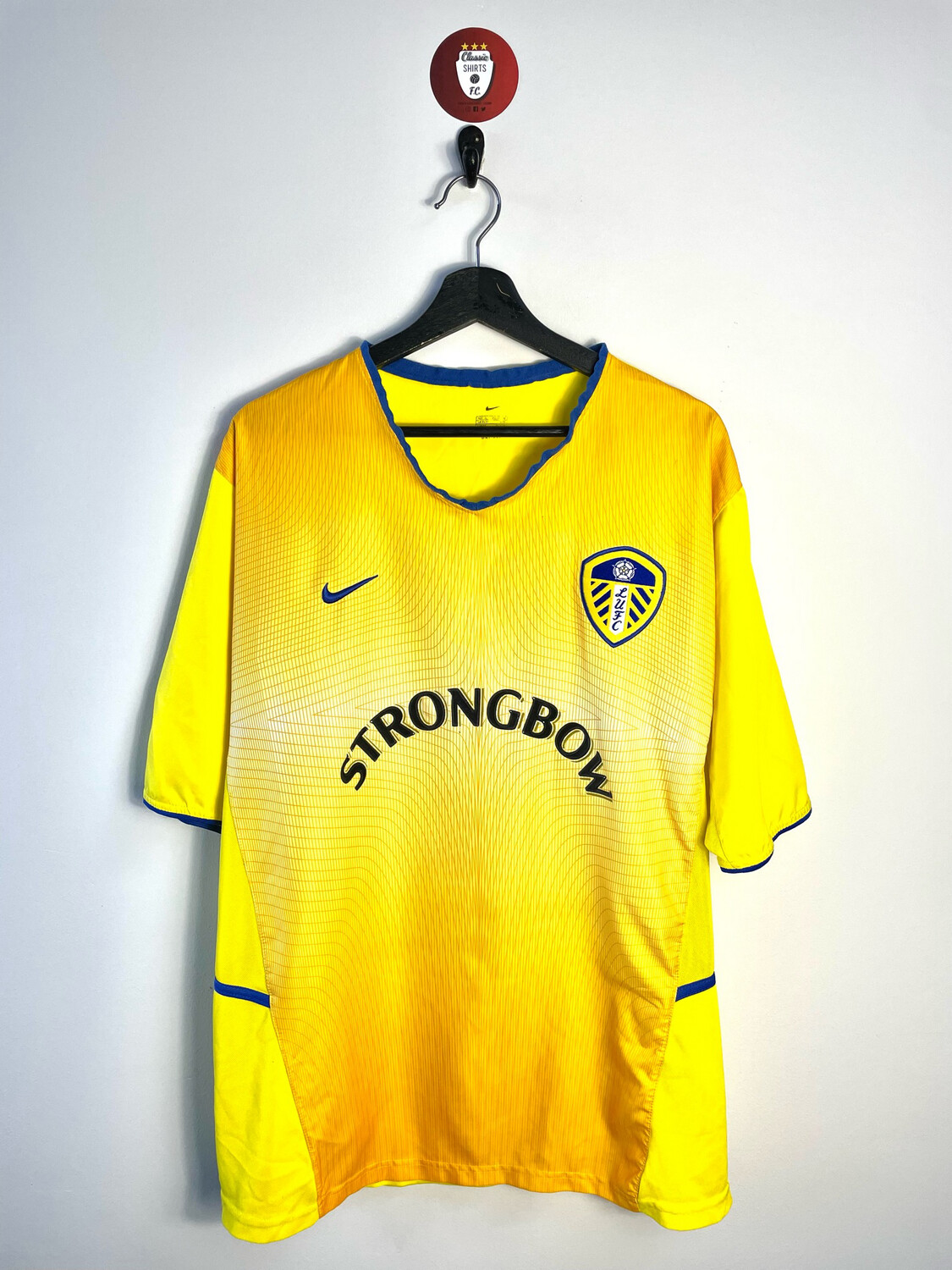 Leeds United 2002-03 away shirt