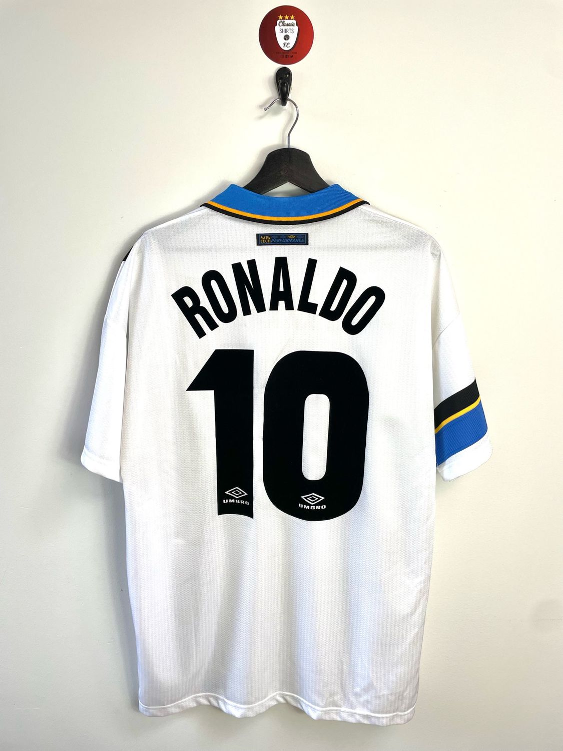 Inter Milan Ronaldo 1997-98 away shirt