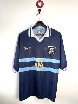 Argentina 1999-01 away shirt