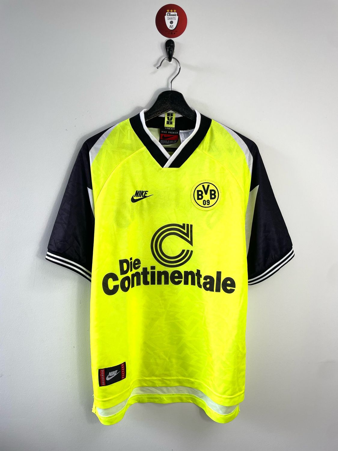 Borussia Dortmund 1995-96 home shirt