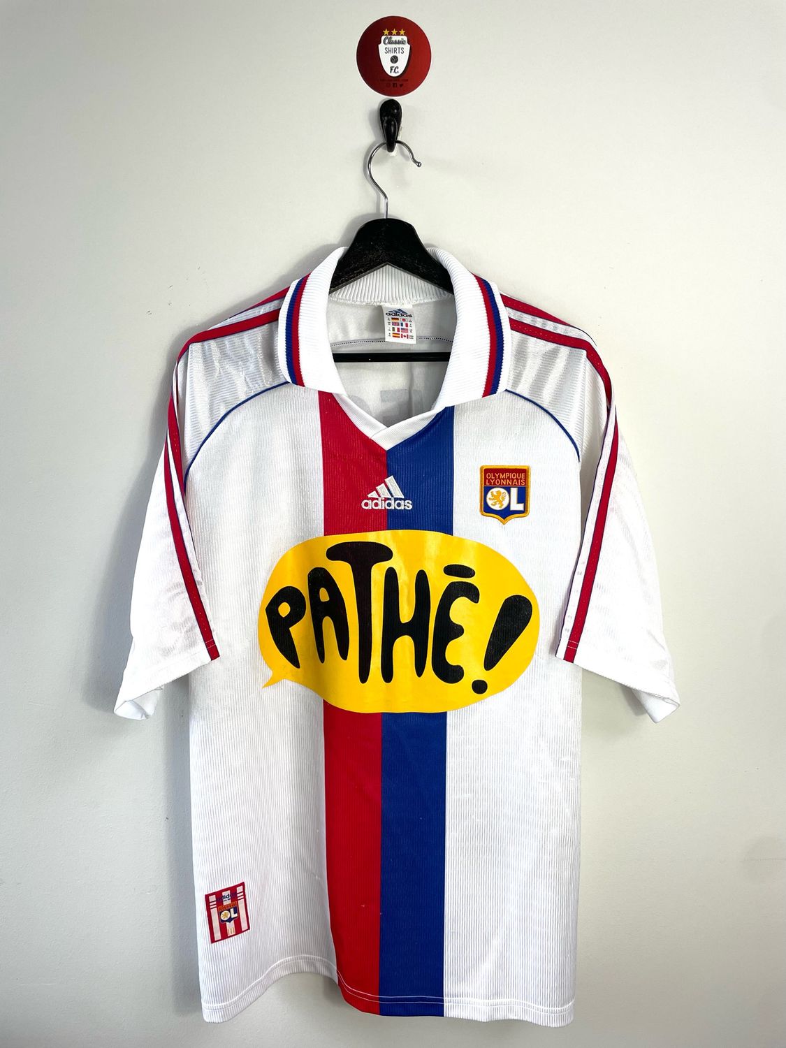 Olympique Lyon 1998-99 Caveglia home shirt