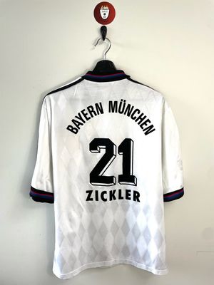 Bayern Munich 1996-98 away Zickler