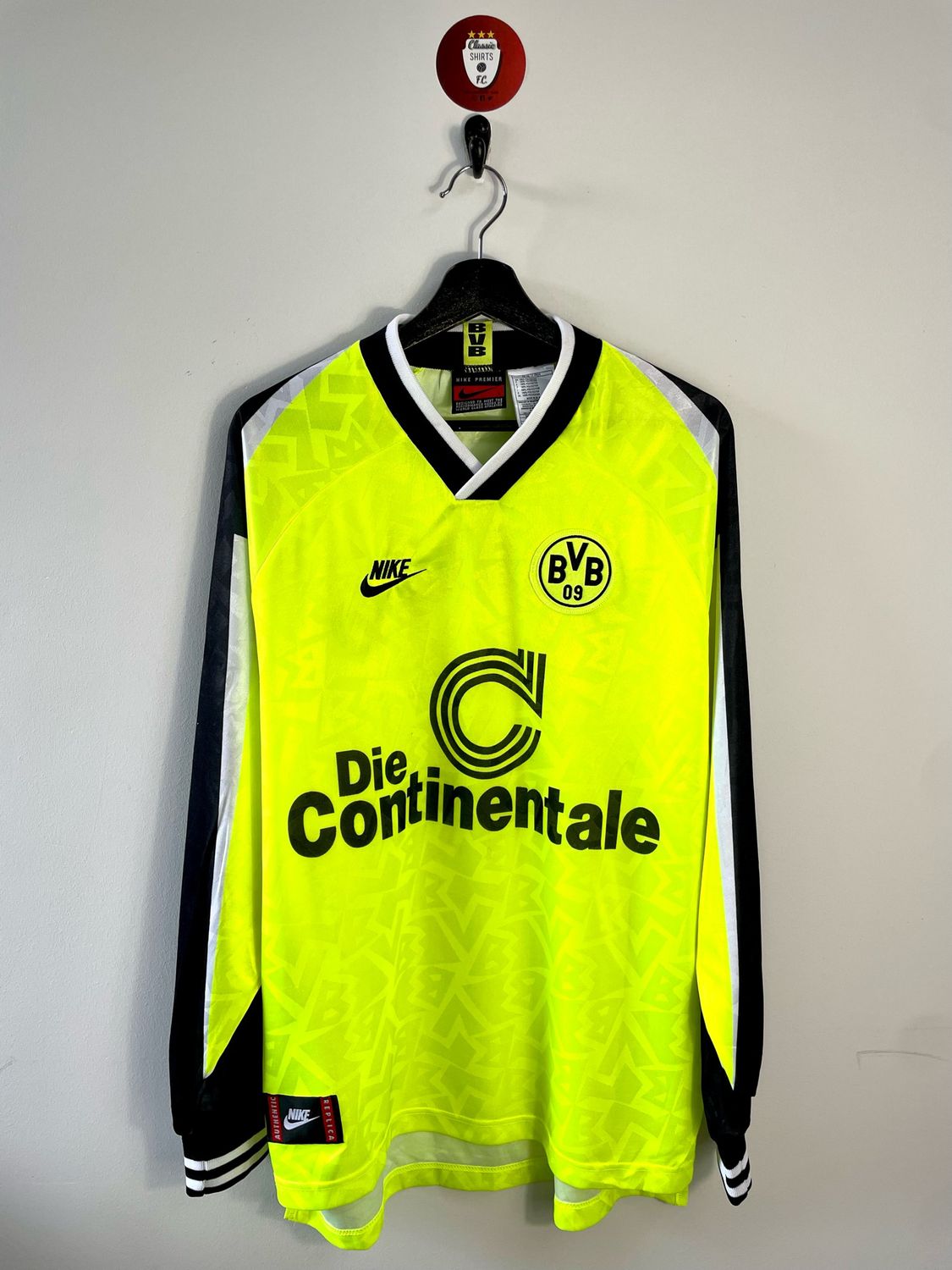 Borussia Dortmund 1995-96 home shirt longsleeves