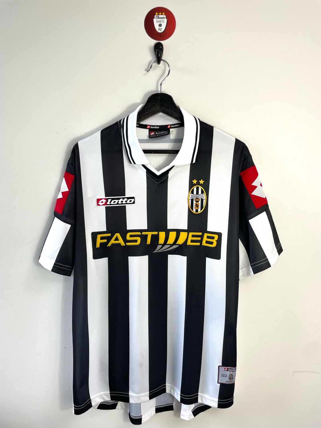 Juventus 2001-02 home shirt