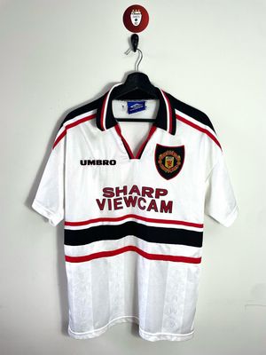 Manchester United 1997-99 away shirt