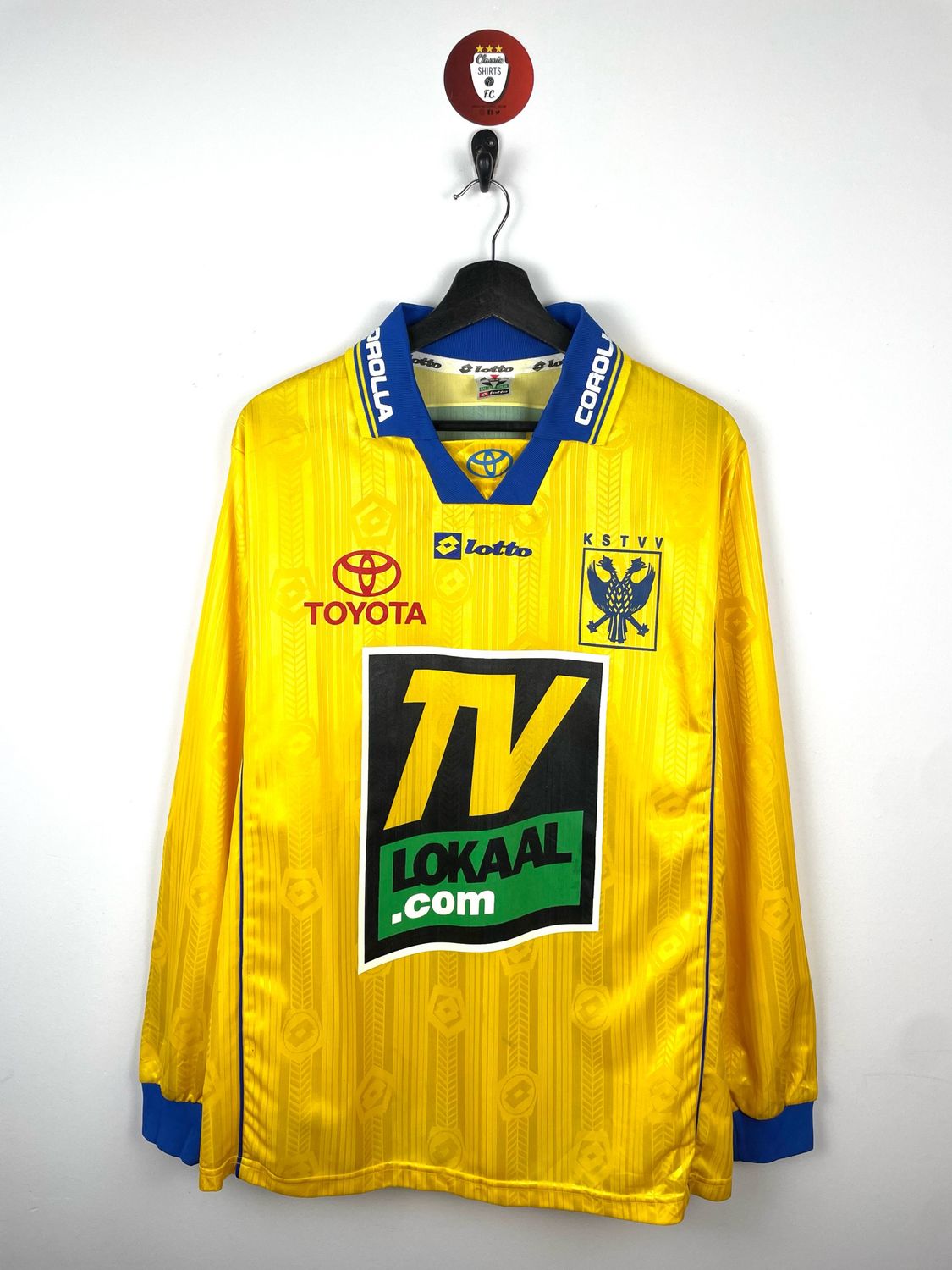 Sint-Truiden VV 2000-01 home shirt