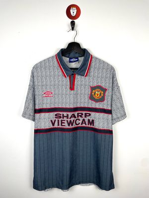 Manchester United 1995-96 away shirt