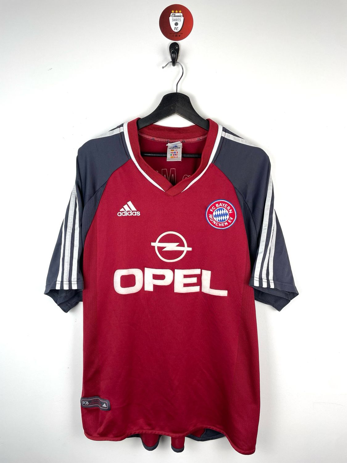 Bayern Munich 2001-02 home shirt