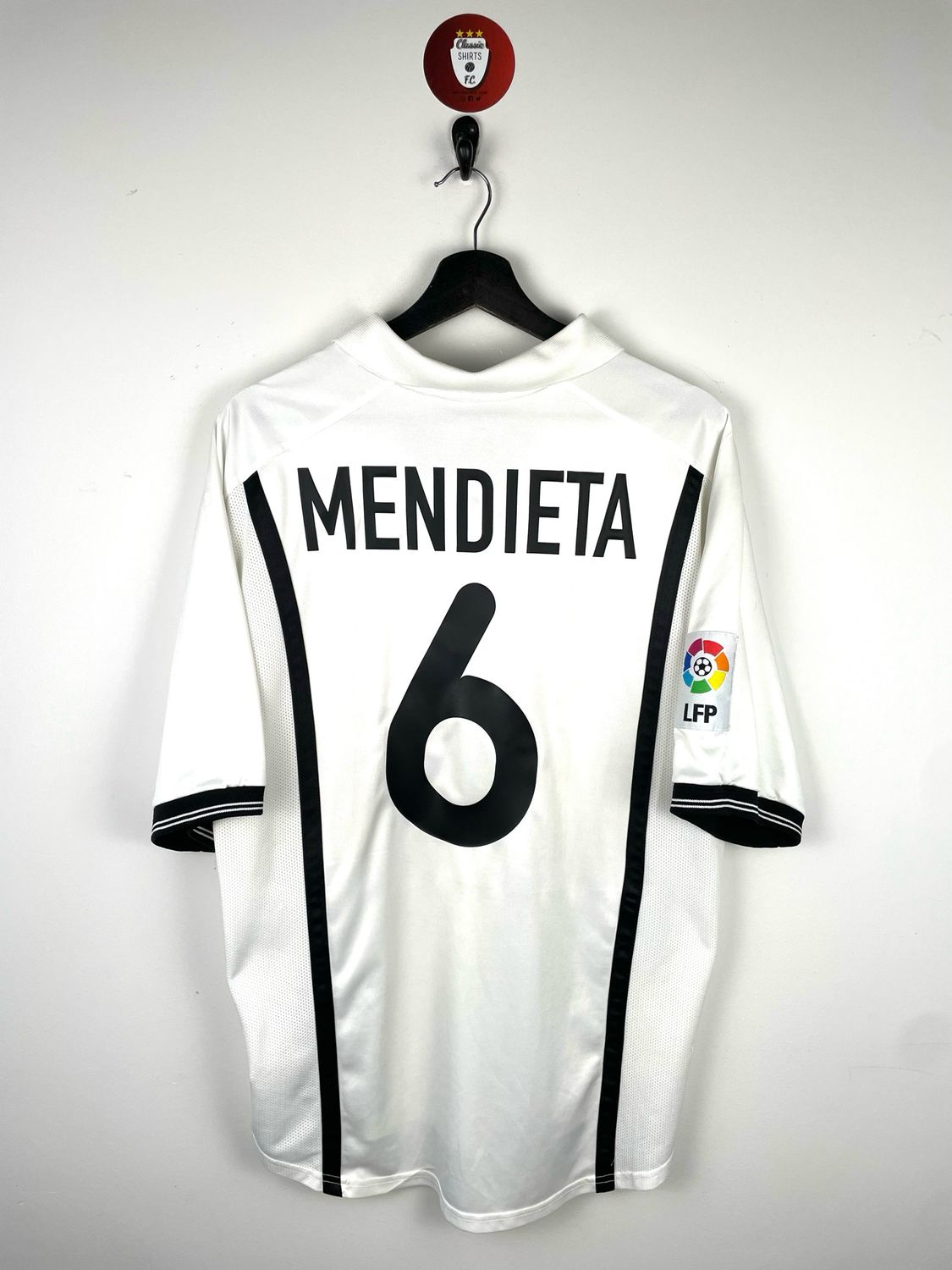 Valencia Mendieta 2000-01 home shirt
