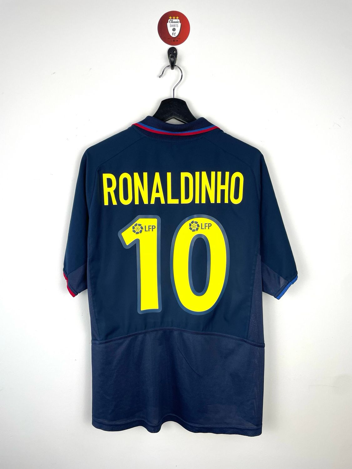 Barcelona Ronaldinho 2003-04 away shirt