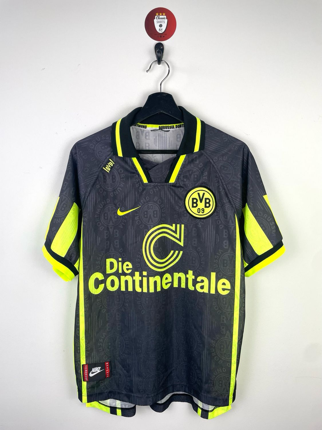 Borussia Dortmund 1996-97 away shirt