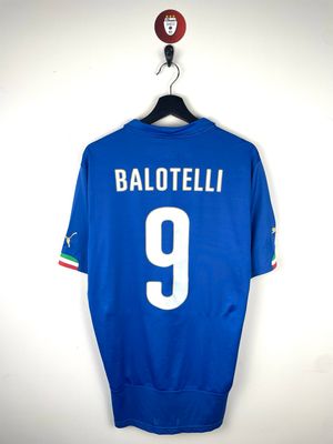 Italy Balotelli 2014-15 home shirt