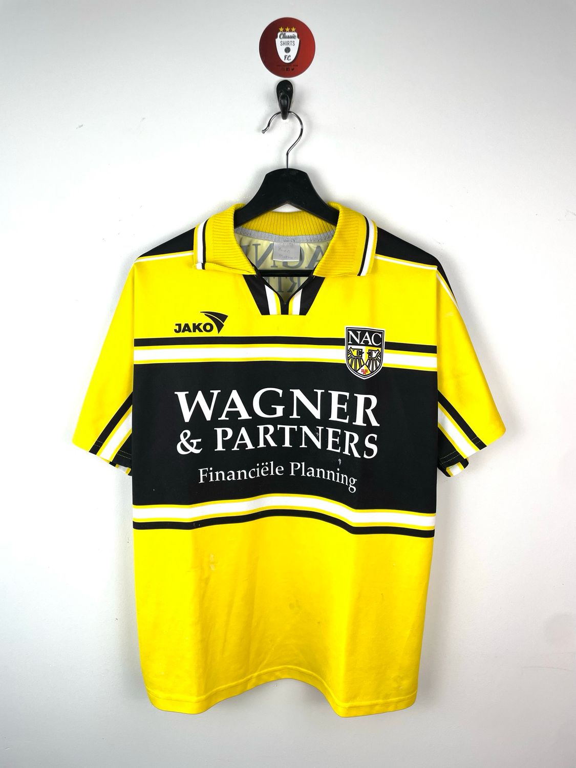Nac Breda 2001-02 home shirt