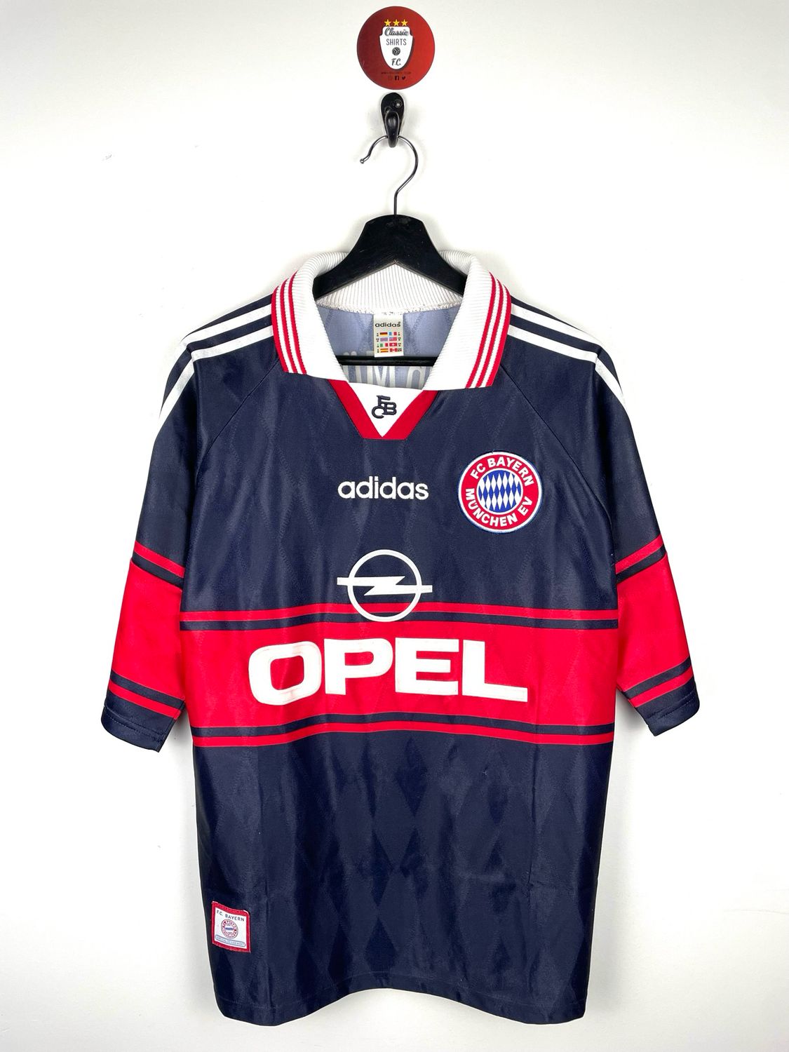 Bayern Munich 1997-99 home shirt