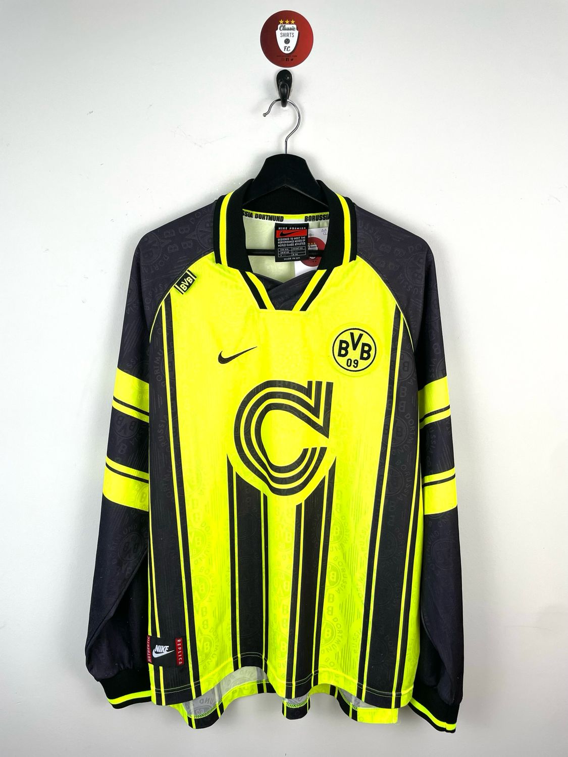 Borussia Dortmund 1996-97 Champions League shirt