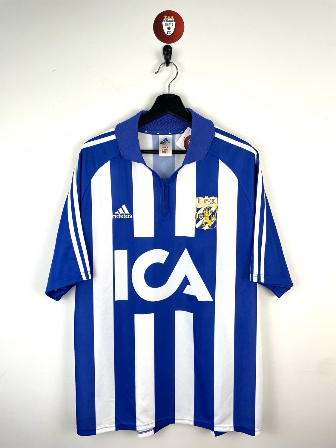 IFK Goteborg 2001-02 home shirt