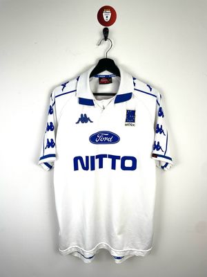 KRC Genk 1999-01 away shirt
