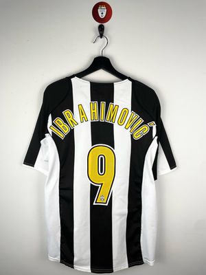 Juventus 2004-05 Home Shirt Ibrahimovic #9