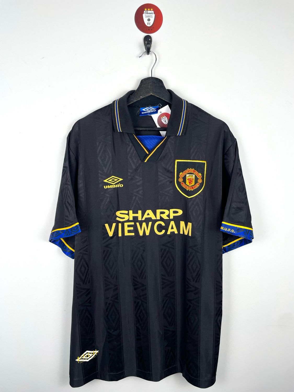Manchester United 1993-95 Away Shirt