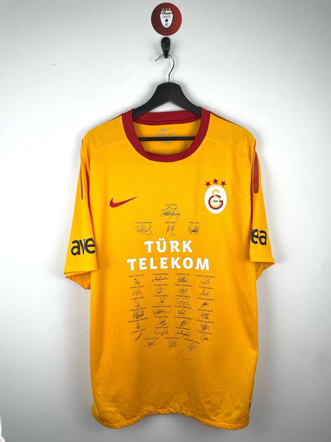 Galatasaray 2011-12 'Squad Signed' Third Shirt