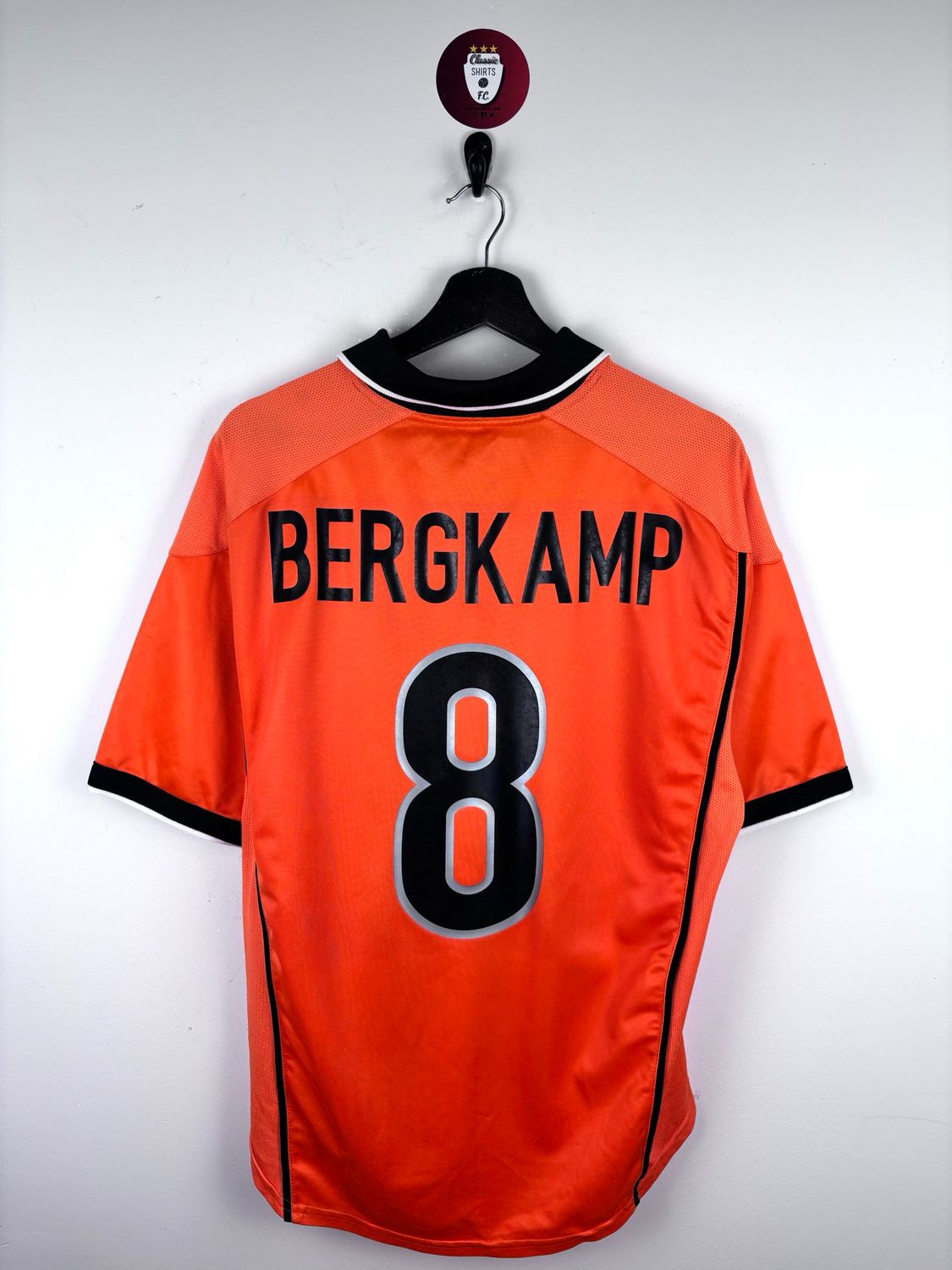 Holland 1998-00 Home Shirt Bergkamp #8