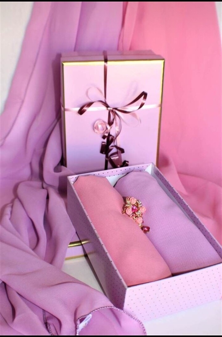 Chiffon Gift Box