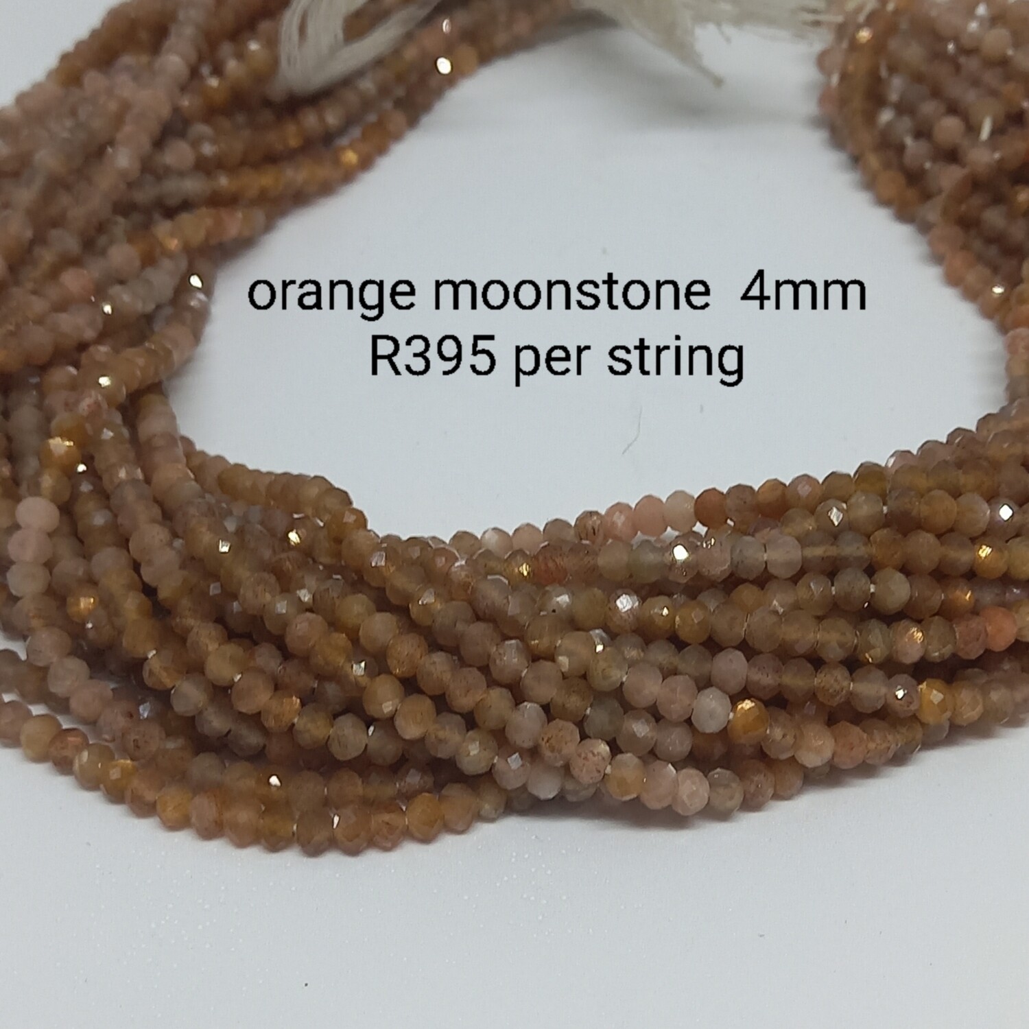 Moonstone Mix 6mm  (+-59 beads)