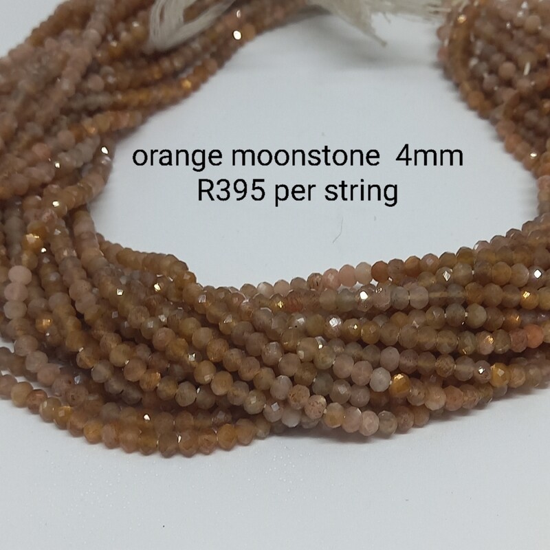 Moonstone Mix 6mm  (+-59 beads)