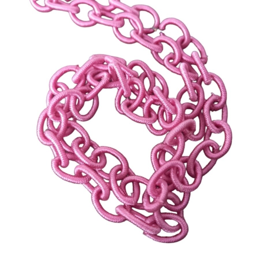 Chain link pink