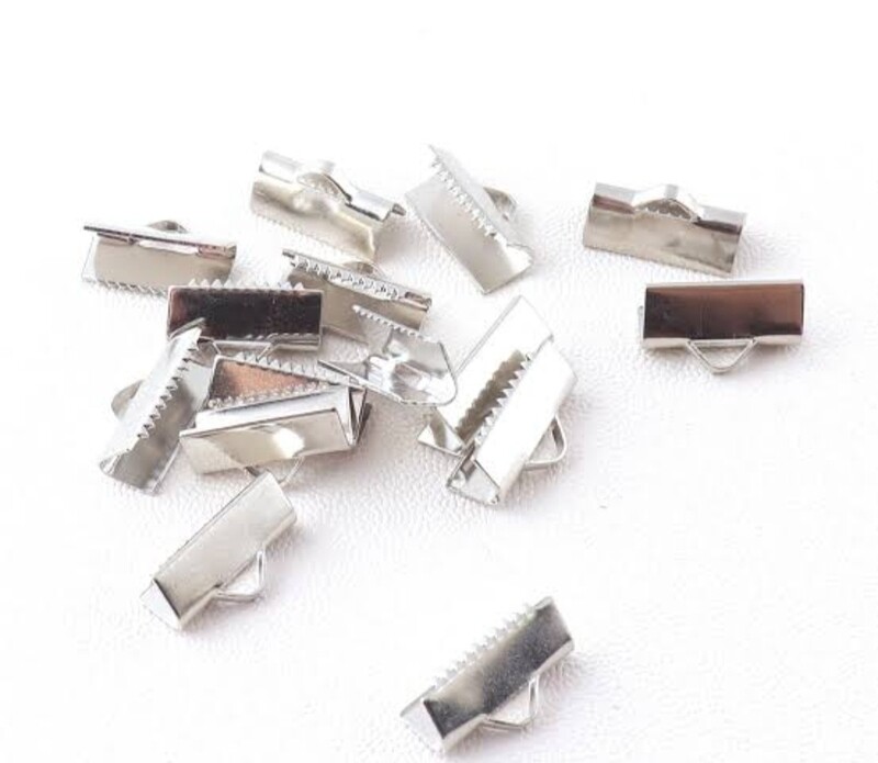 029-3: Leather ribbon end 20mm(50pieces)