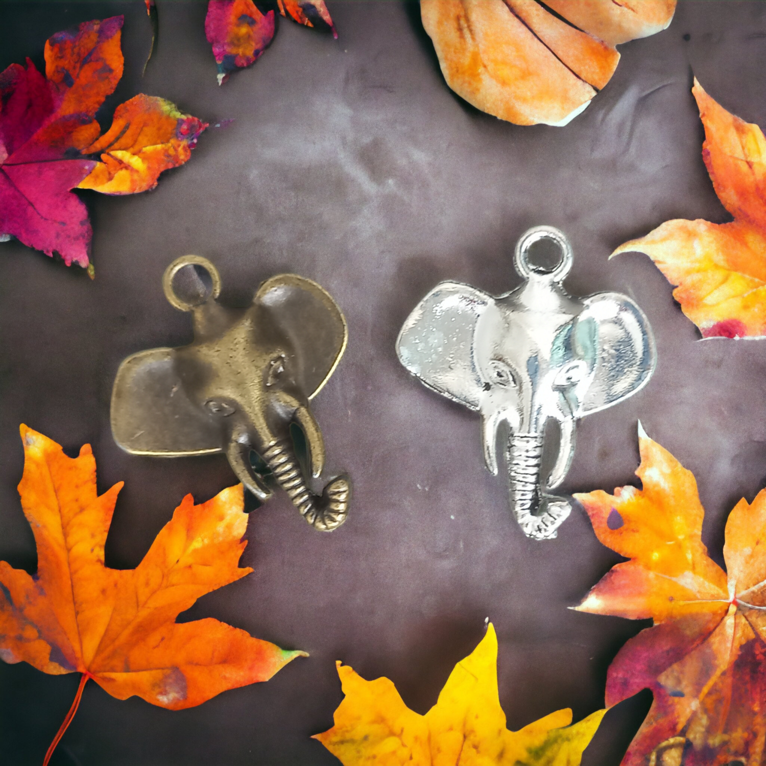 #1109: silver elephant (10 pieces)