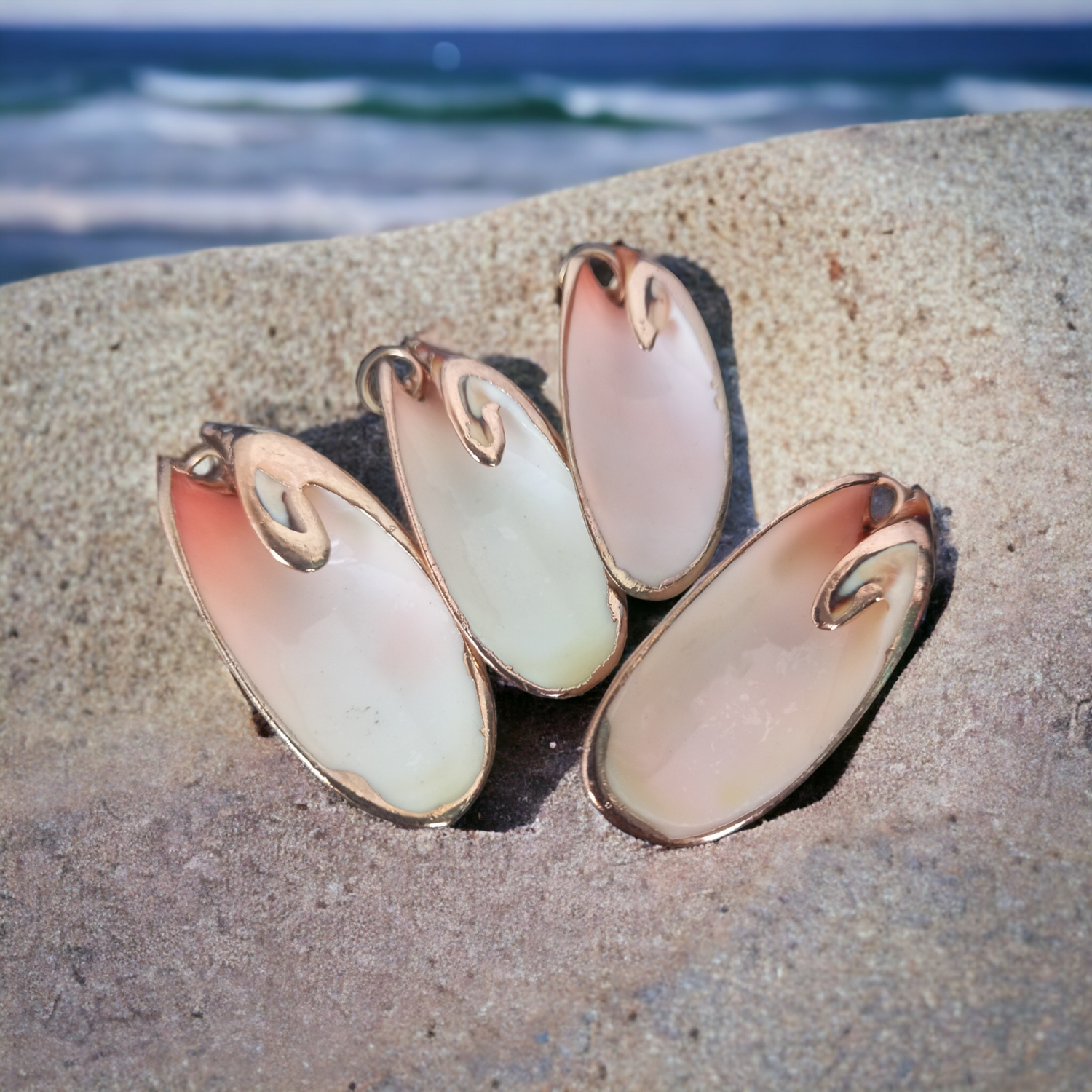 Shell pendant (1)
