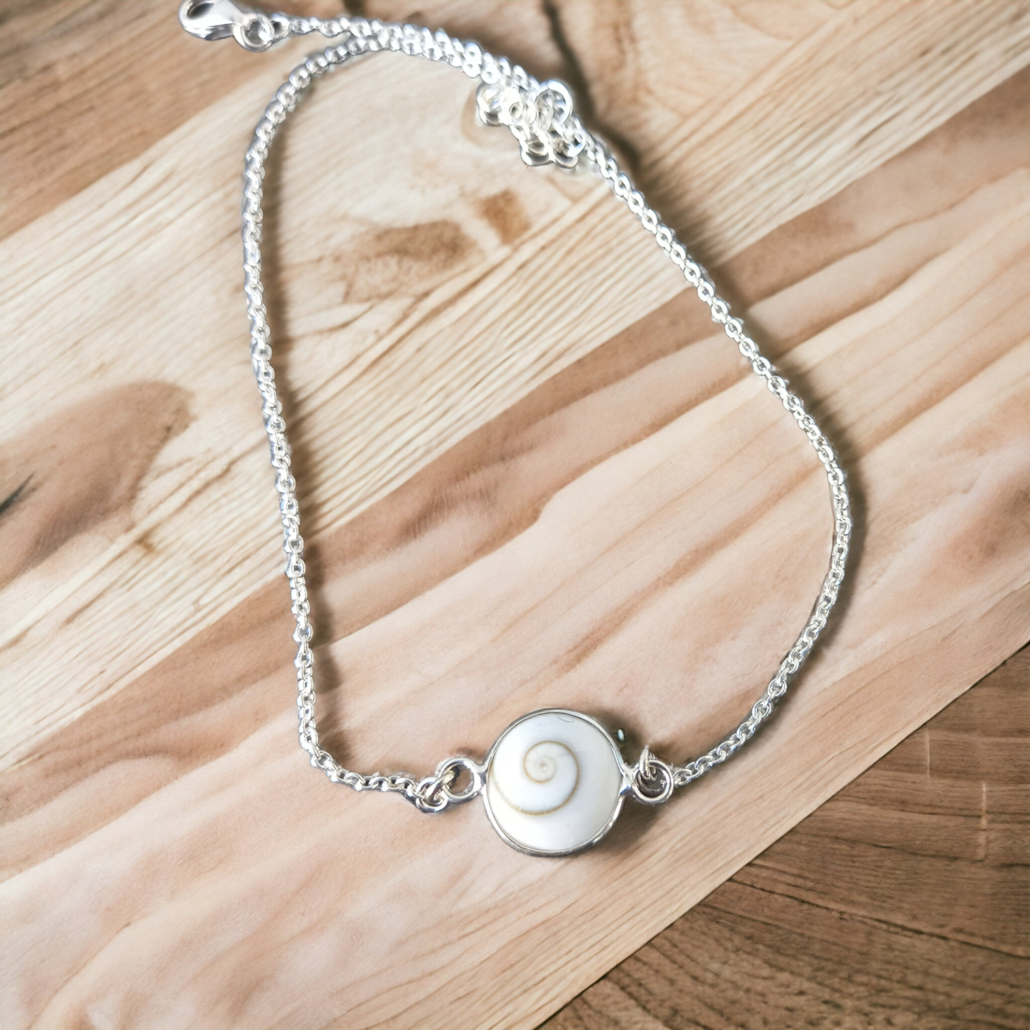 925.ss. Necklace shiva shell