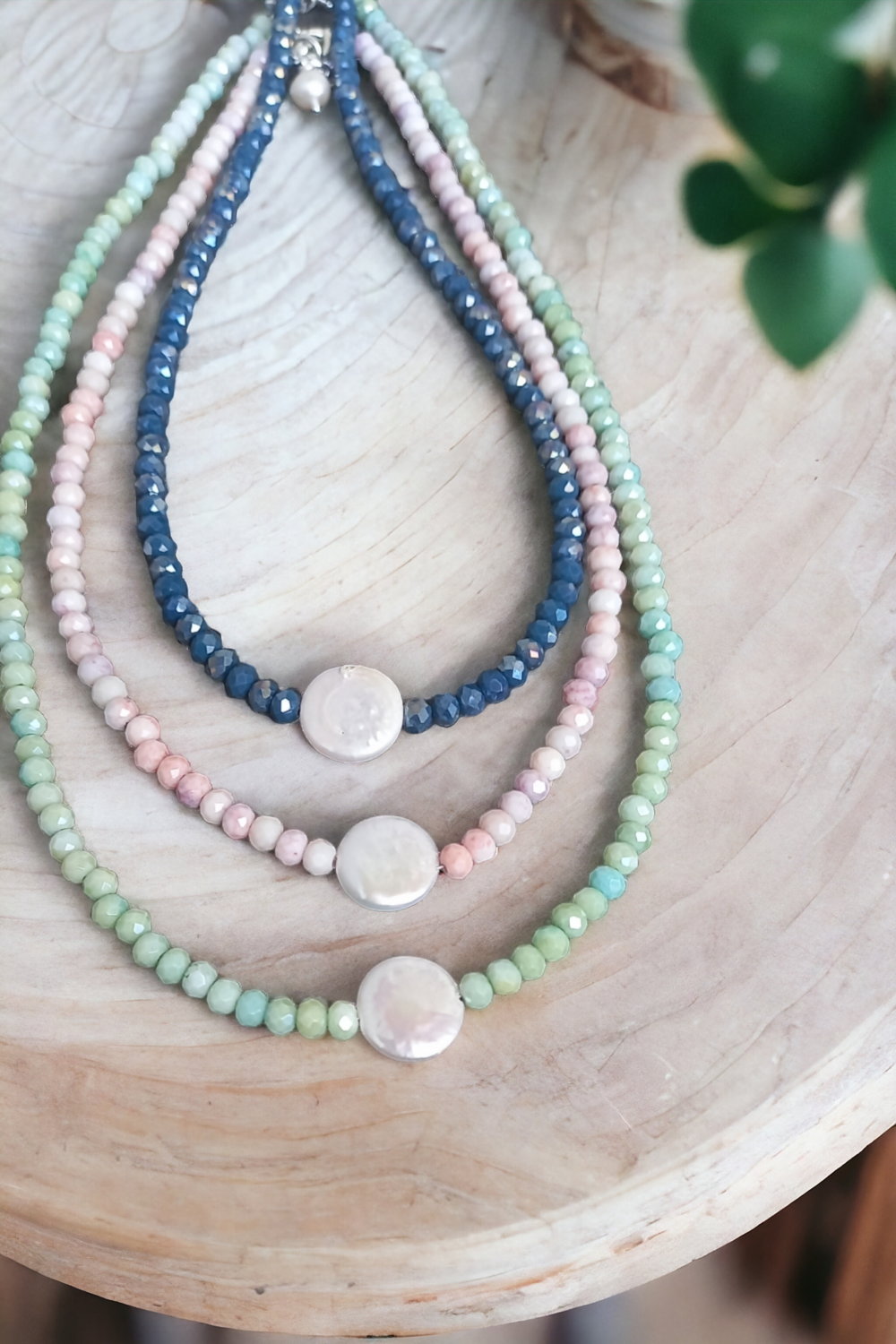 Crystal and Keshi pearl necklace (blue)