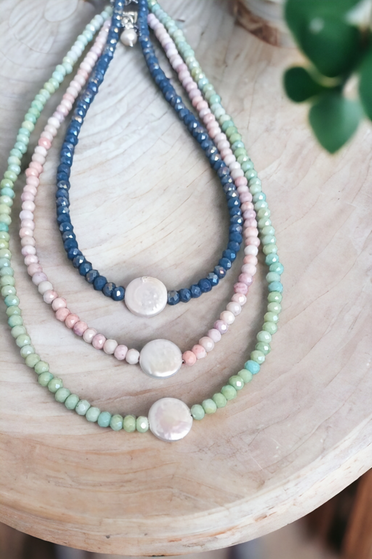Crystal and Keshi pearl necklace (blue)