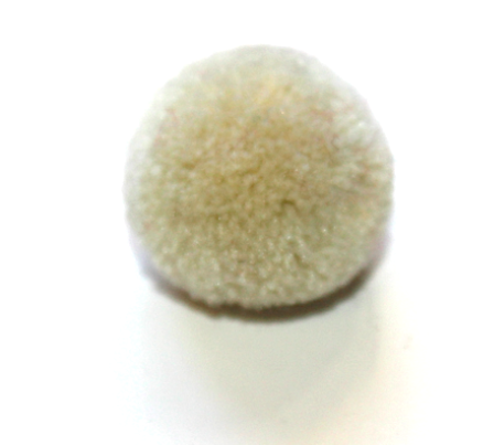 Pom Poms Cream 25mm(20pieces)