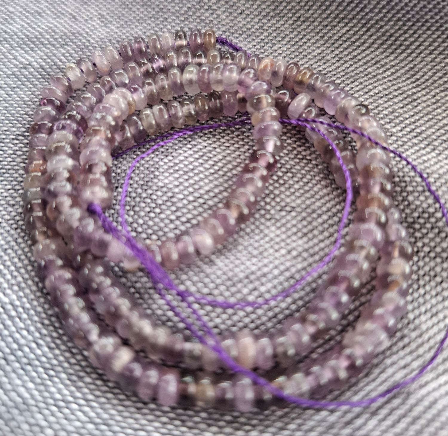 Amethyst 2x4mm 
