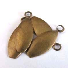 antGold018: Antique Gold Charm (+-200pieces)