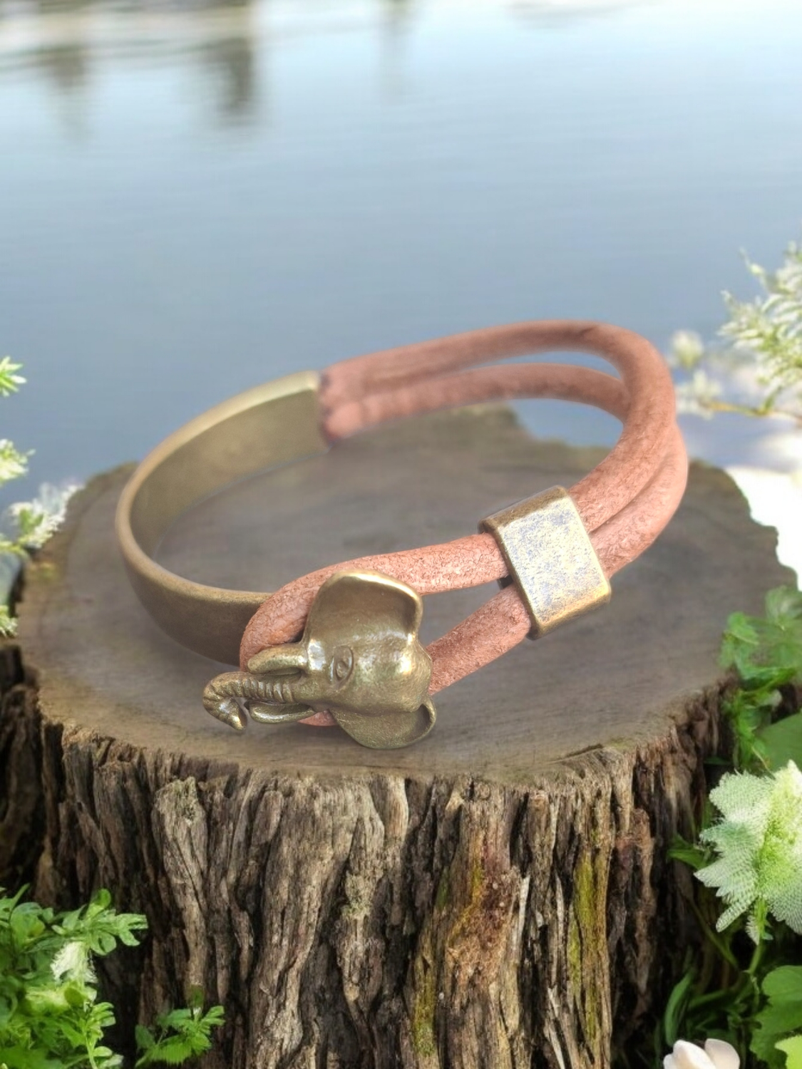 Elephant head cuff Bracelet(size 21cm)