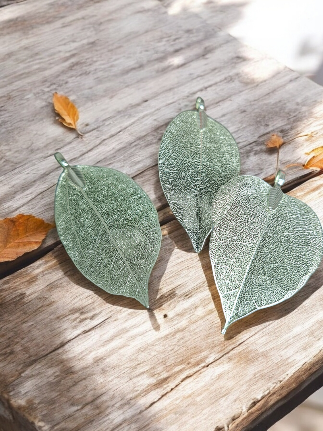 Natural leaf green