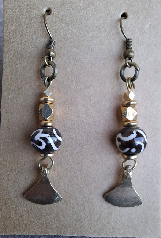 BR001:Brass&amp; Batik Bone