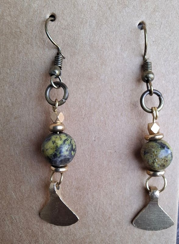 BR002: Brass &amp; Serpentine 